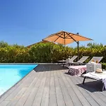 Villa Nimia *
